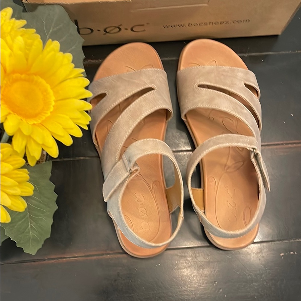 b.o.c. Women's Taupe Award Winning Comfy Cute Sandals